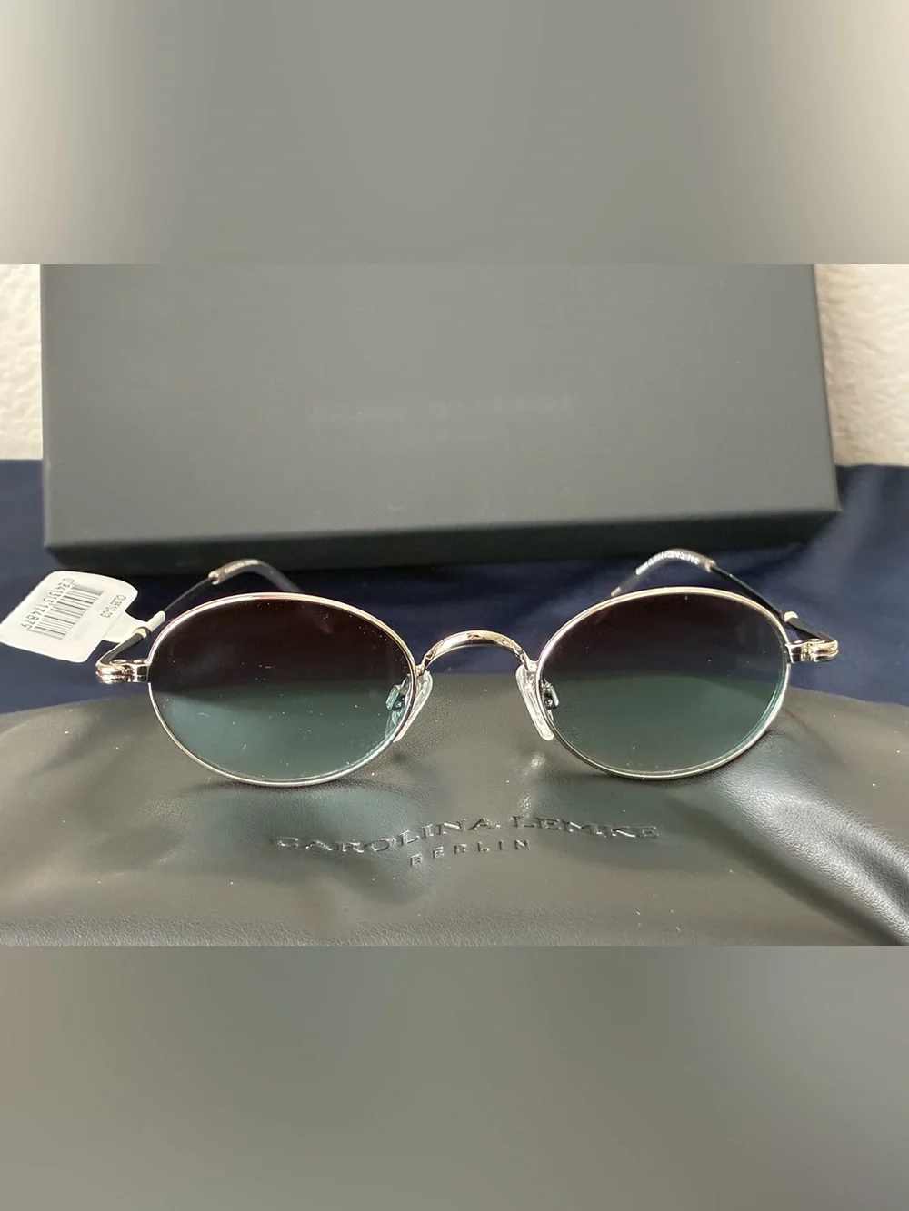 Carolina Lemke Berlin Edison Silver + Luxury Case 47-22/145